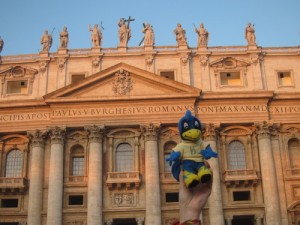 Even YoUDee enjoyed the architecture of St. Peter's Basilica!