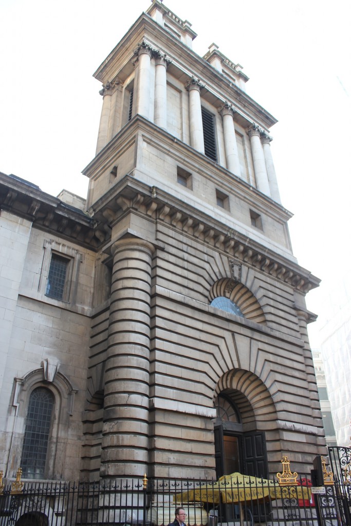Woolnoth exterior 1
