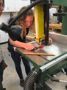 Cutting feet with the bandsaw