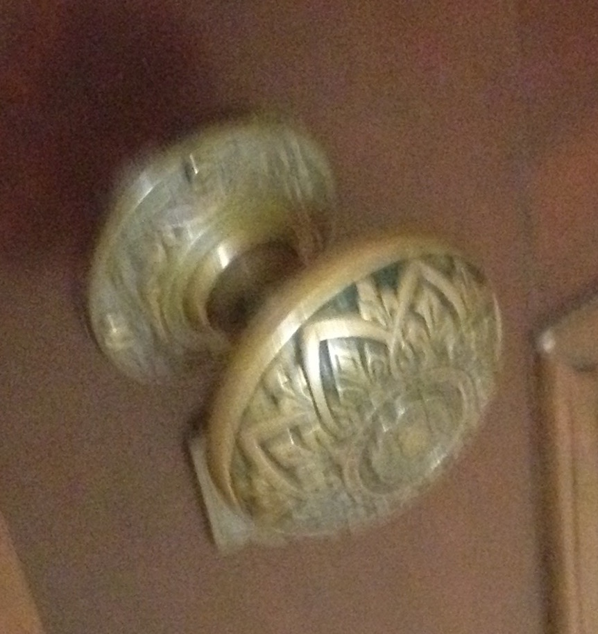 bf-packard-doorknob